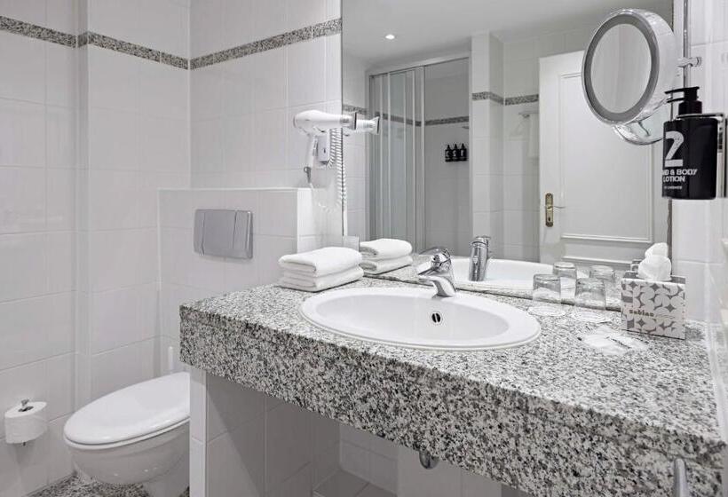 Номер Deluxe Кровать Кинг, Lindner Hotel Sylt