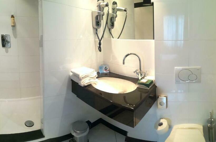 Pokój Standard Jednoosobowy, Marivaux