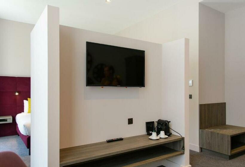 Junior Suite, Marivaux