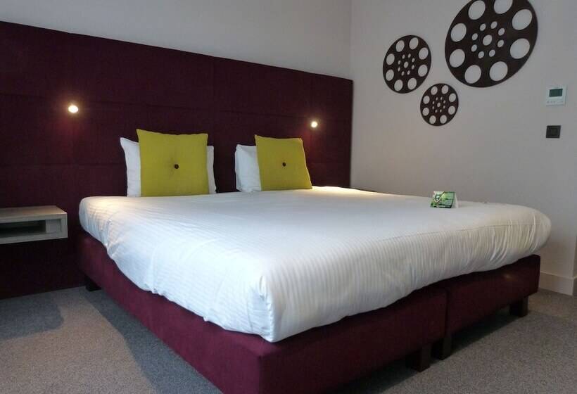 Pokój Standard, Marivaux