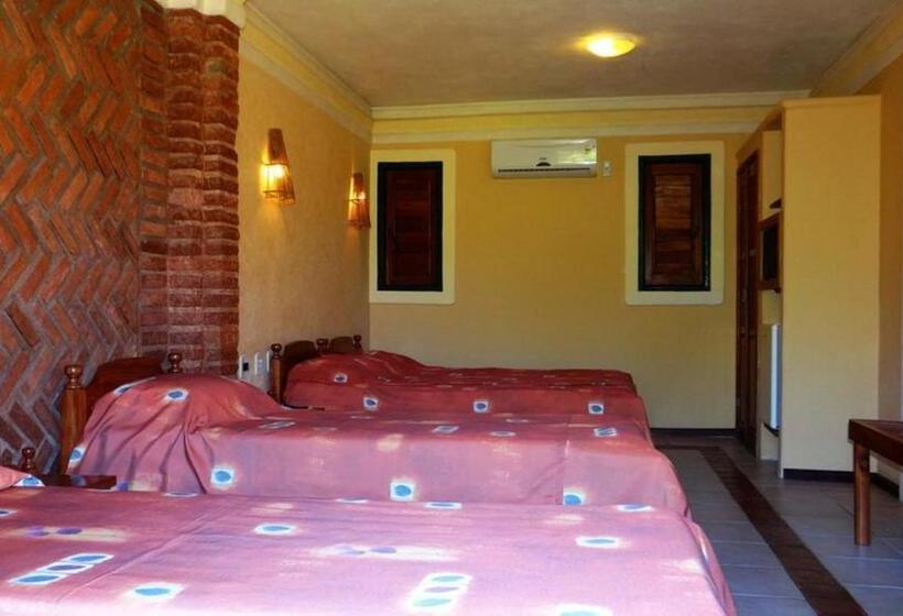 غرفة قياسية رباعية, Privillage Praia Pousada De Charme