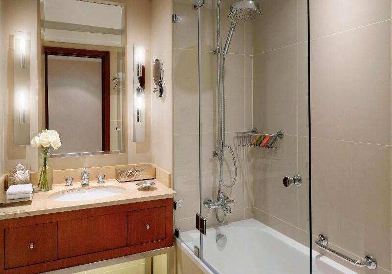 غرفة ديلوكس مطلّة علي البحر, Qabila Westbay