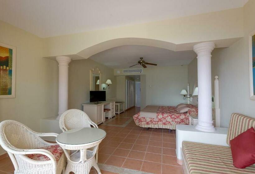 高级小型套房, Bahia Principe Grand Cayacoa