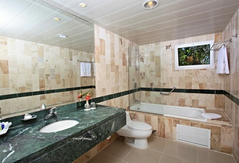 高级小型套房, Bahia Principe Grand Cayacoa