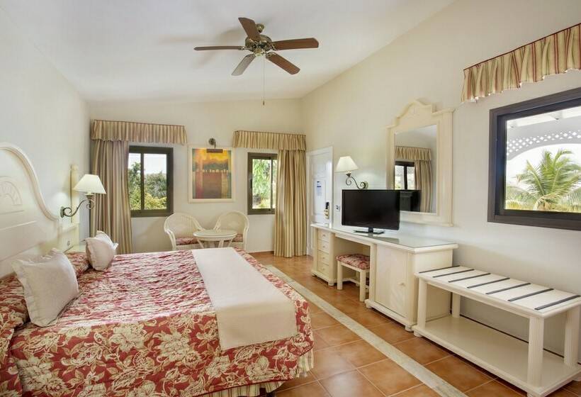 高级小型套房, Bahia Principe Grand Cayacoa