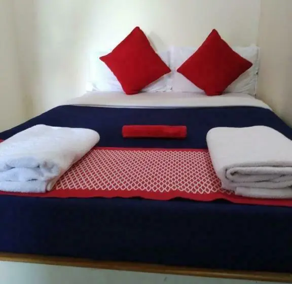 スタンダードルーム, Raje Sambhaji Guest House