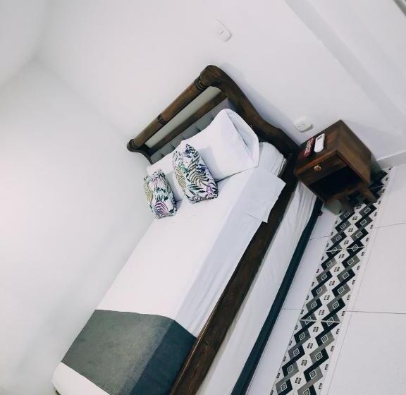 スタンダードルーム, Tranvia