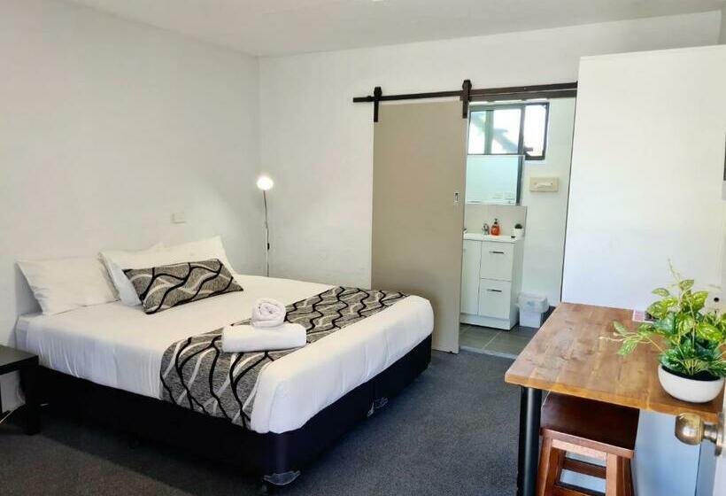 스탠다드 룸 킹사이즈 침대, Parkes Federation Motel
