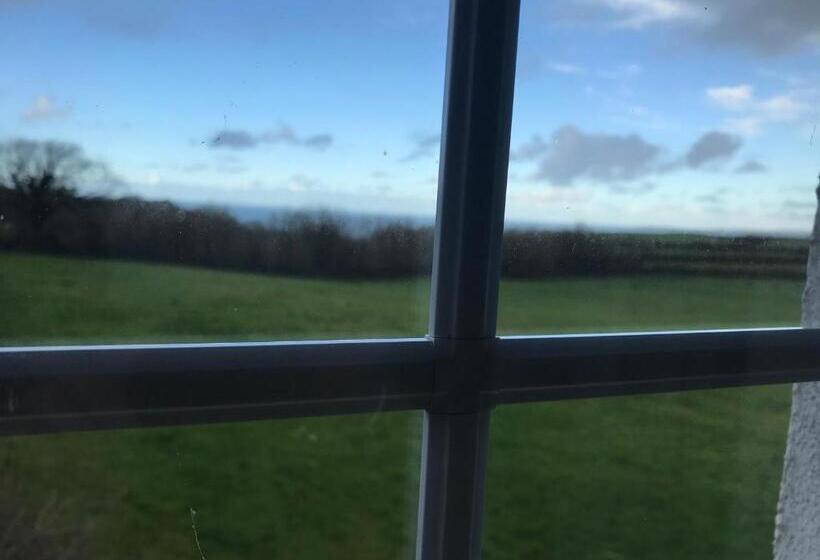 スタンダードルーム, The Coach And Horses