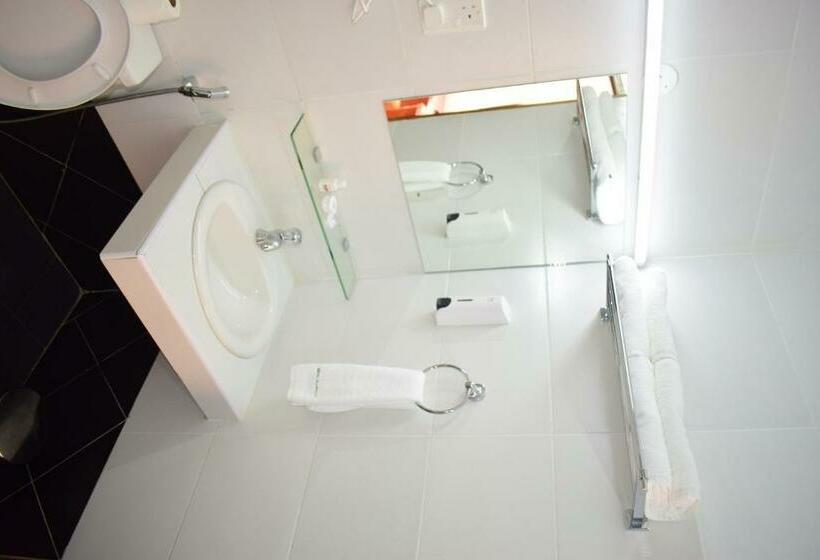 اتاق سوپریور, Meru Slopes