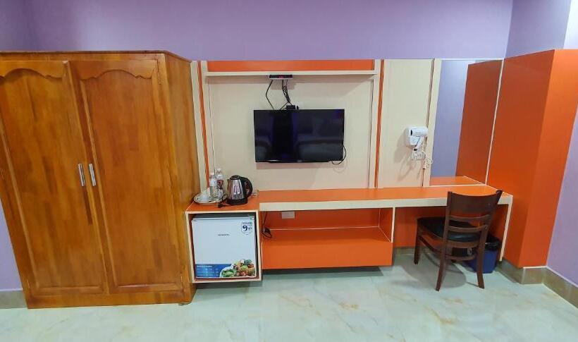 חדר סטנדרט עם מרפסת, Pheng Chenda