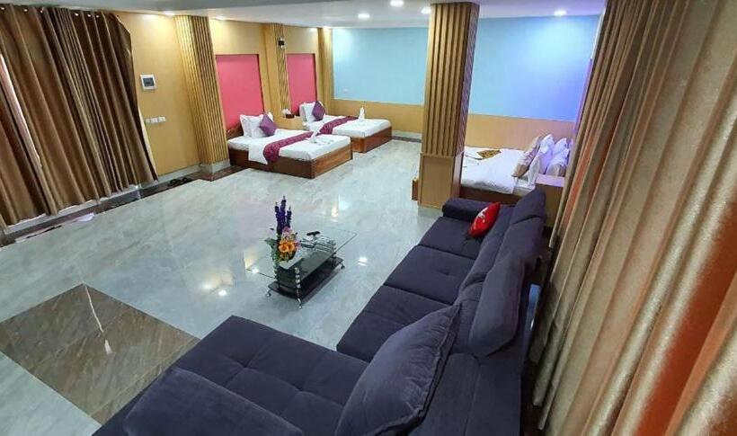 جناح عائلي, Pheng Chenda