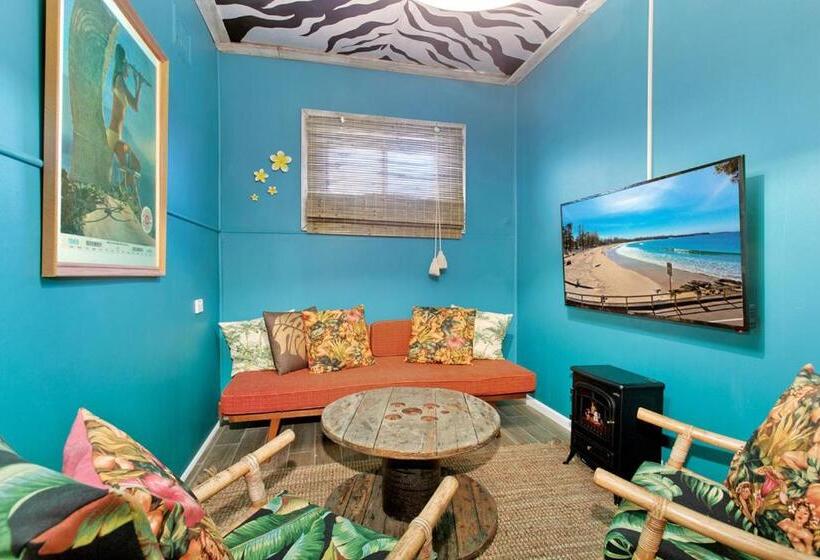 סטודיו משפחתי, Manly Waves Studios & Apartments