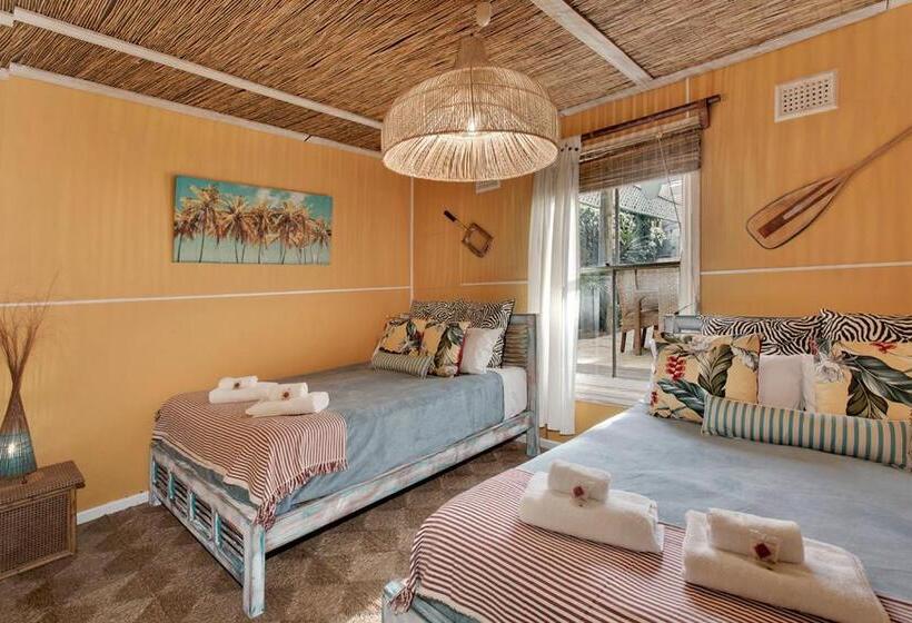 סטודיו משפחתי, Manly Waves Studios & Apartments