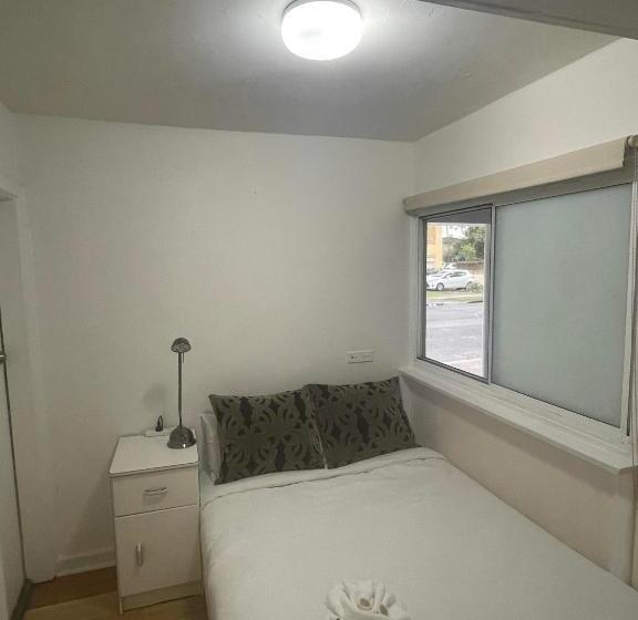 חדר אקונומי, Manly Waves Studios & Apartments