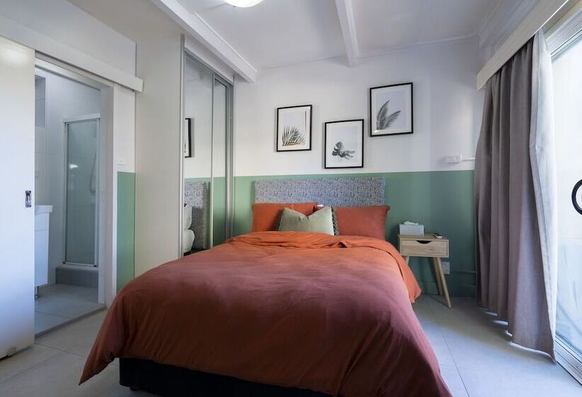 סטודיו דלוקס, Manly Waves Studios & Apartments