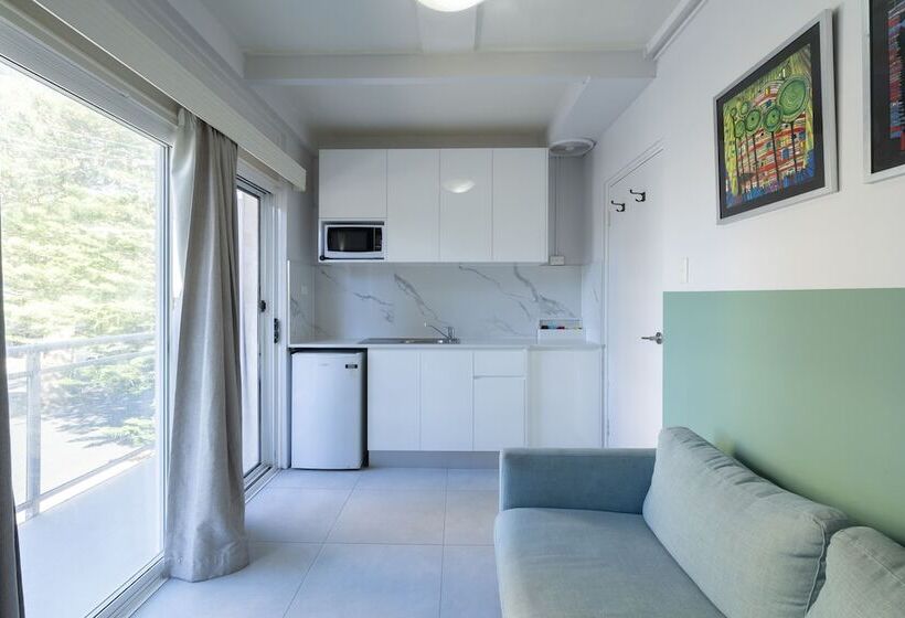 סטודיו דלוקס, Manly Waves Studios & Apartments