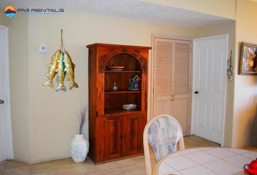 آپارتمان 2 خوابه, Marina Pinacate B 403