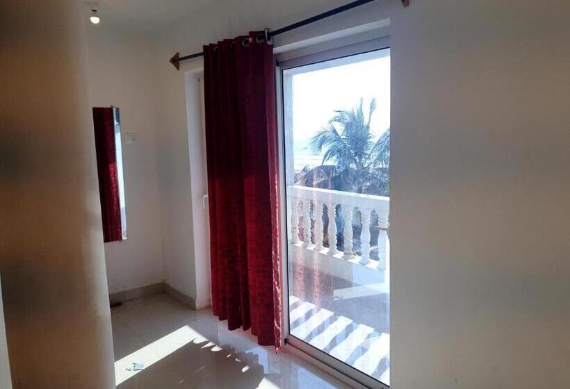 اتاق لوکس با بالکن و چشم‌انداز دریا, Baga Beach Exotica