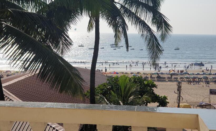 اتاق لوکس با بالکن و چشم‌انداز دریا, Baga Beach Exotica