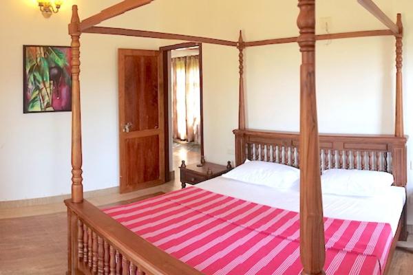 バルコニー付きデラックスルーム, Rasa Gurukul