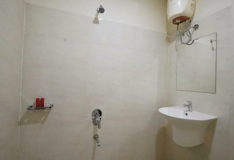 Chambre Triple Deluxe, Prime Inn