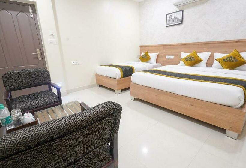 اتاق لوکس سه تخته, Prime Inn