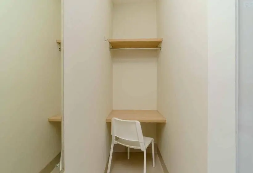 デラックスルーム, Reddoorz Plus Near Eka Hospital Bsd 5