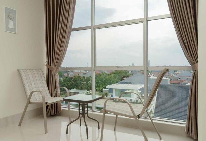디럭스 룸, Reddoorz Plus Near Eka Hospital Bsd 5