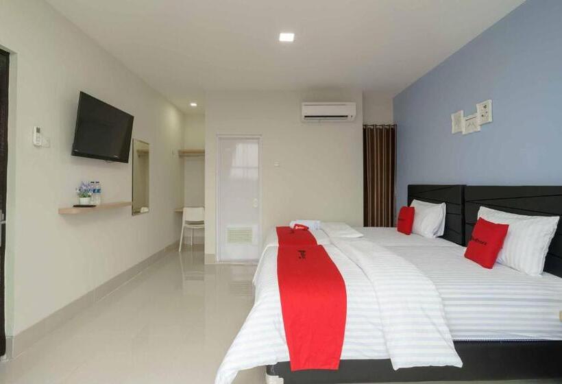 디럭스 룸, Reddoorz Plus Near Eka Hospital Bsd 5