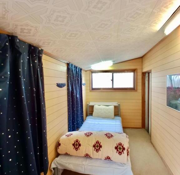 خانه 1 خوابه, Shimahama