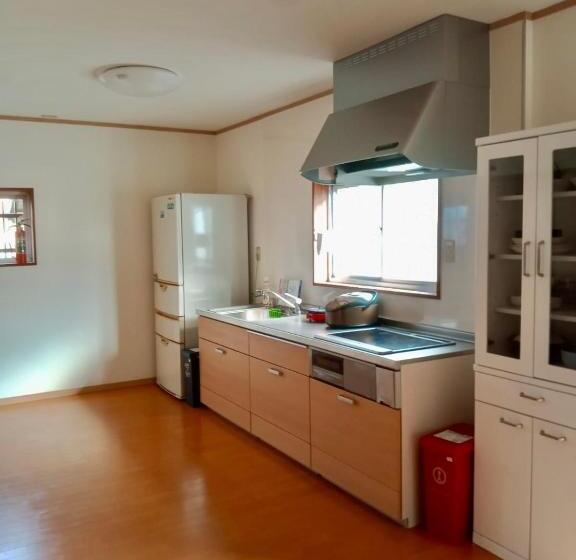 خانه 1 خوابه, Shimahama