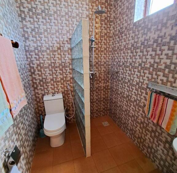 バルコニー付きスタンダードルーム, Mimi Na Wewe Villa