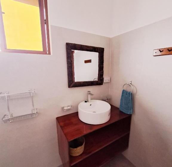 デラックスの４人部屋, Mimi Na Wewe Villa