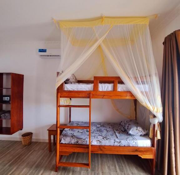 デラックスの４人部屋, Mimi Na Wewe Villa