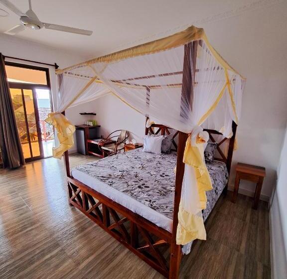 デラックスの４人部屋, Mimi Na Wewe Villa