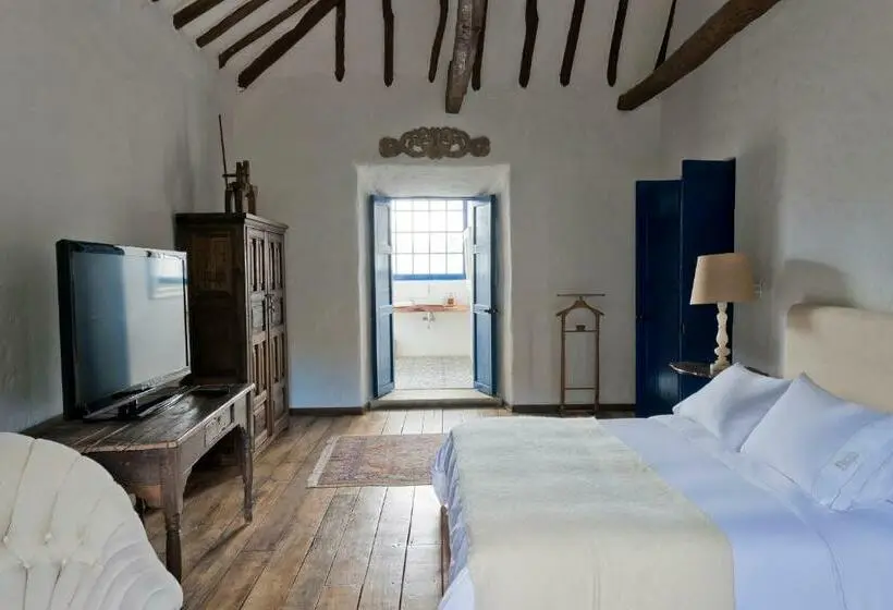 デラックススイート, Casa La Bisbal