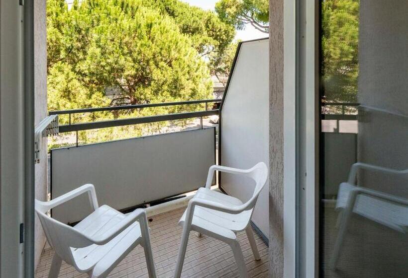 اتاق استاندارد سه تخته با بالکن, Giardino