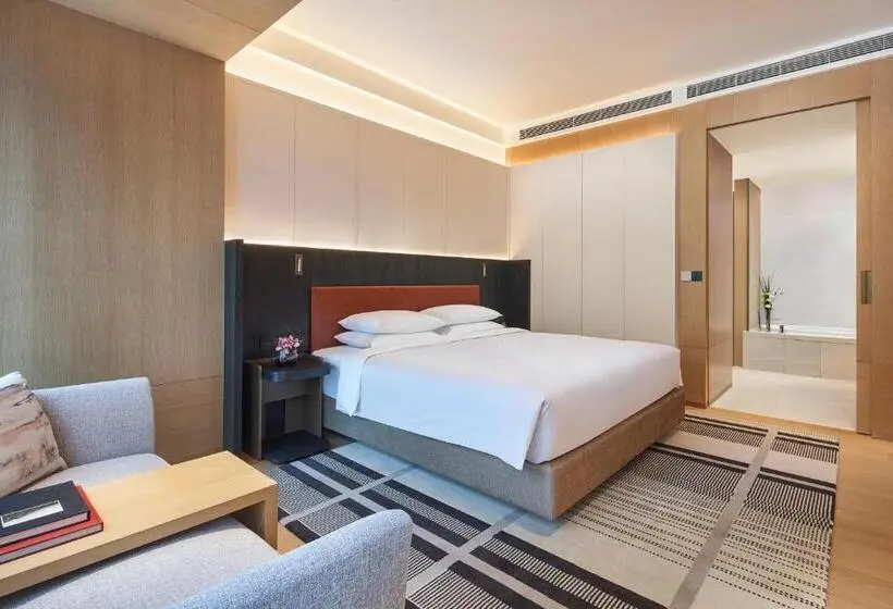 キングサイズベッドのスイートルーム, Hyatt Regency Ningbo Hangzhou Bay