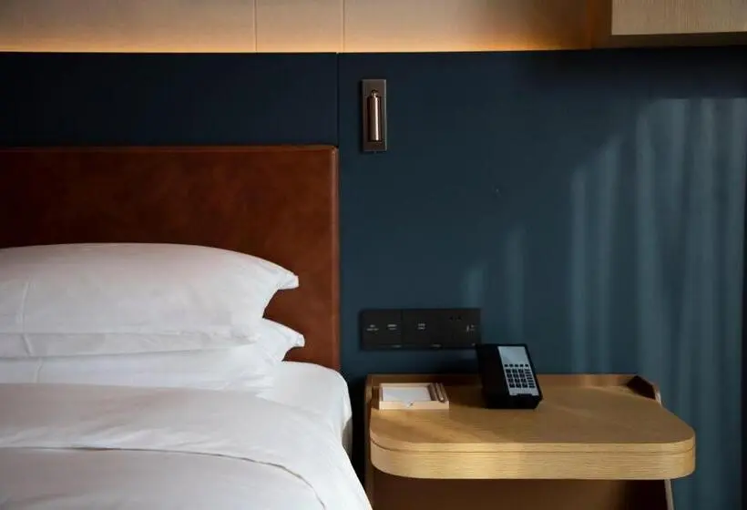 キングサイズベッドのスイートルーム, Hyatt Regency Ningbo Hangzhou Bay