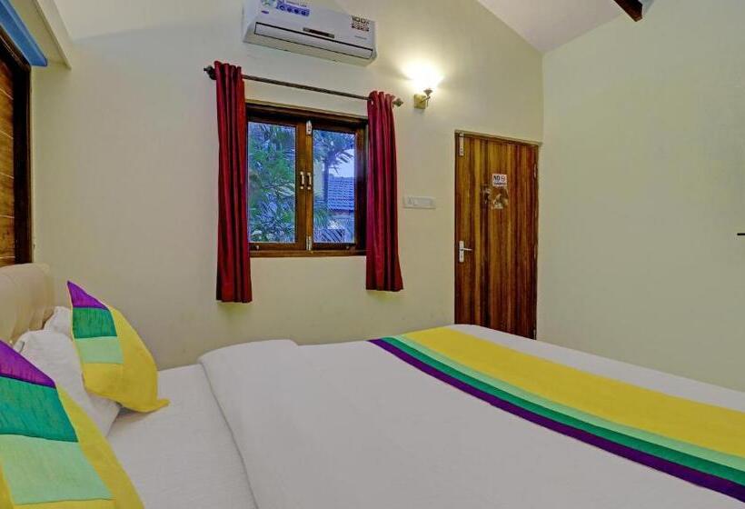 Номер Economy, Itsy Hotels Vailankanni Natures Inn