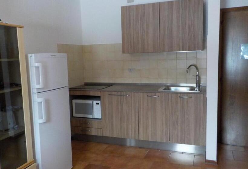 Студия Стандарт, Villaggio Santa Lucia