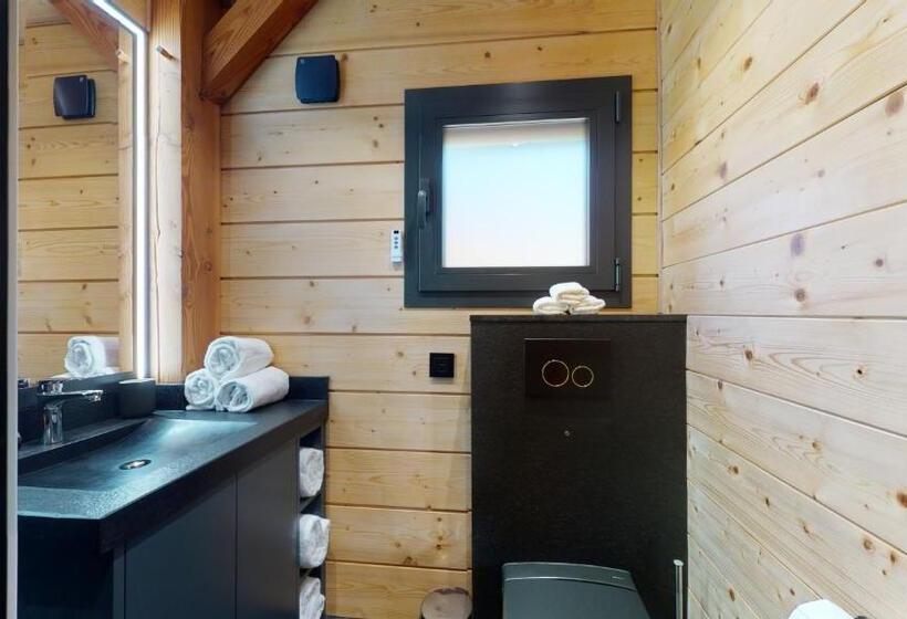 1 Sovrums Stuga, Woodland Village Anzère