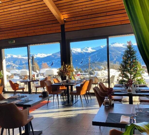 1 Sovrums Superior Stuga, Woodland Village Anzère