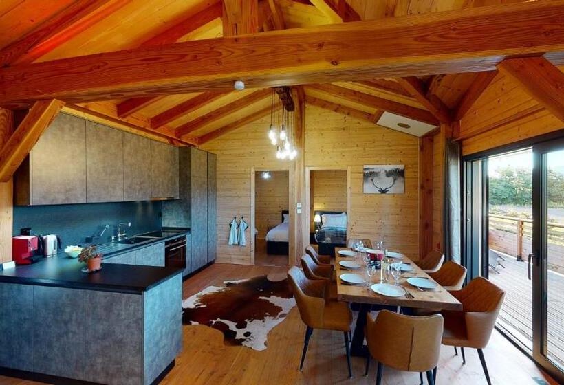 1 Sovrums Stuga, Woodland Village Anzère