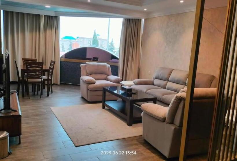 جناح مزود بجاكوزى, ليالي العاذرية للوحدات السكنية