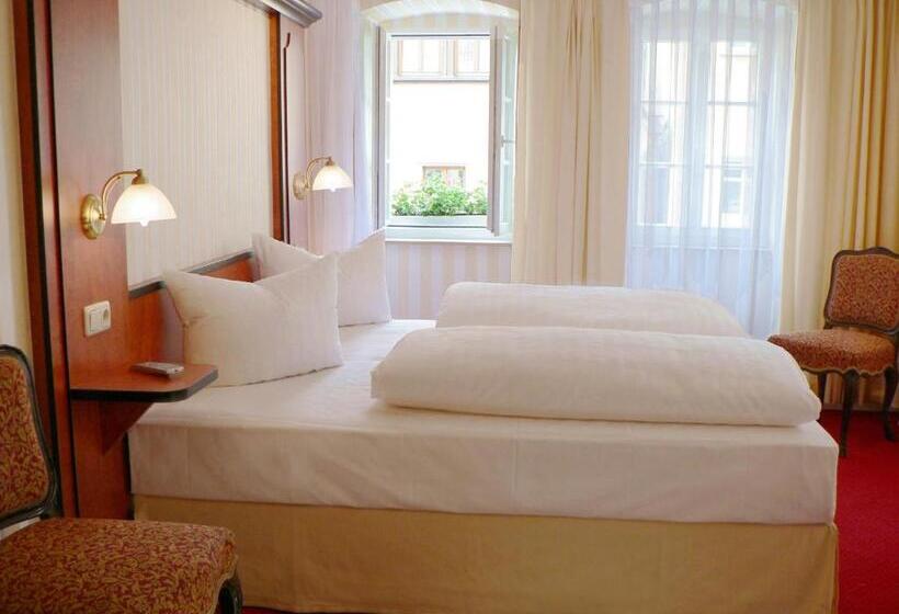 Номер Стандарт, Gästehaus Plönlein   Hotel Goldener Hirsch Rothenburg