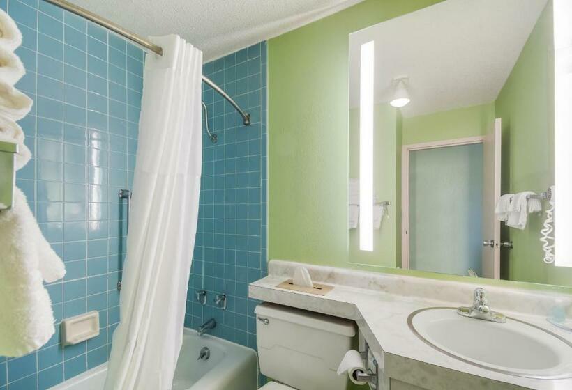 Стандартный Номер Кровать Кинг, Clarion Inn
