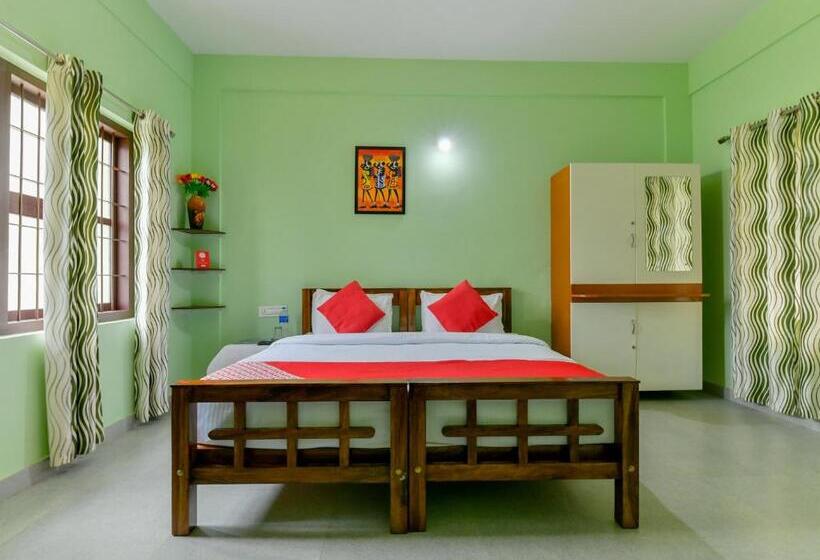 스탠다드 룸 킹사이즈 침대, Gooseberry Family Retreats Wayanad By Karapuzha Resorts