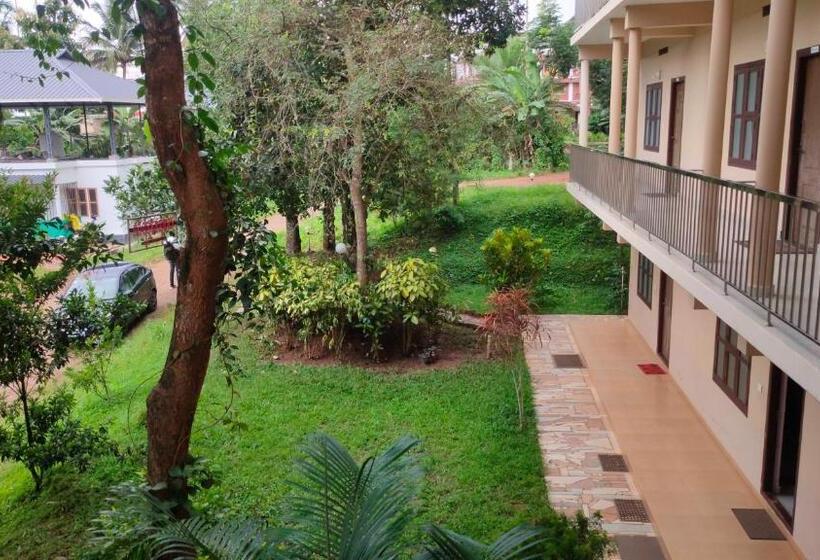 디럭스 패밀리 룸, Gooseberry Family Retreats Wayanad By Karapuzha Resorts